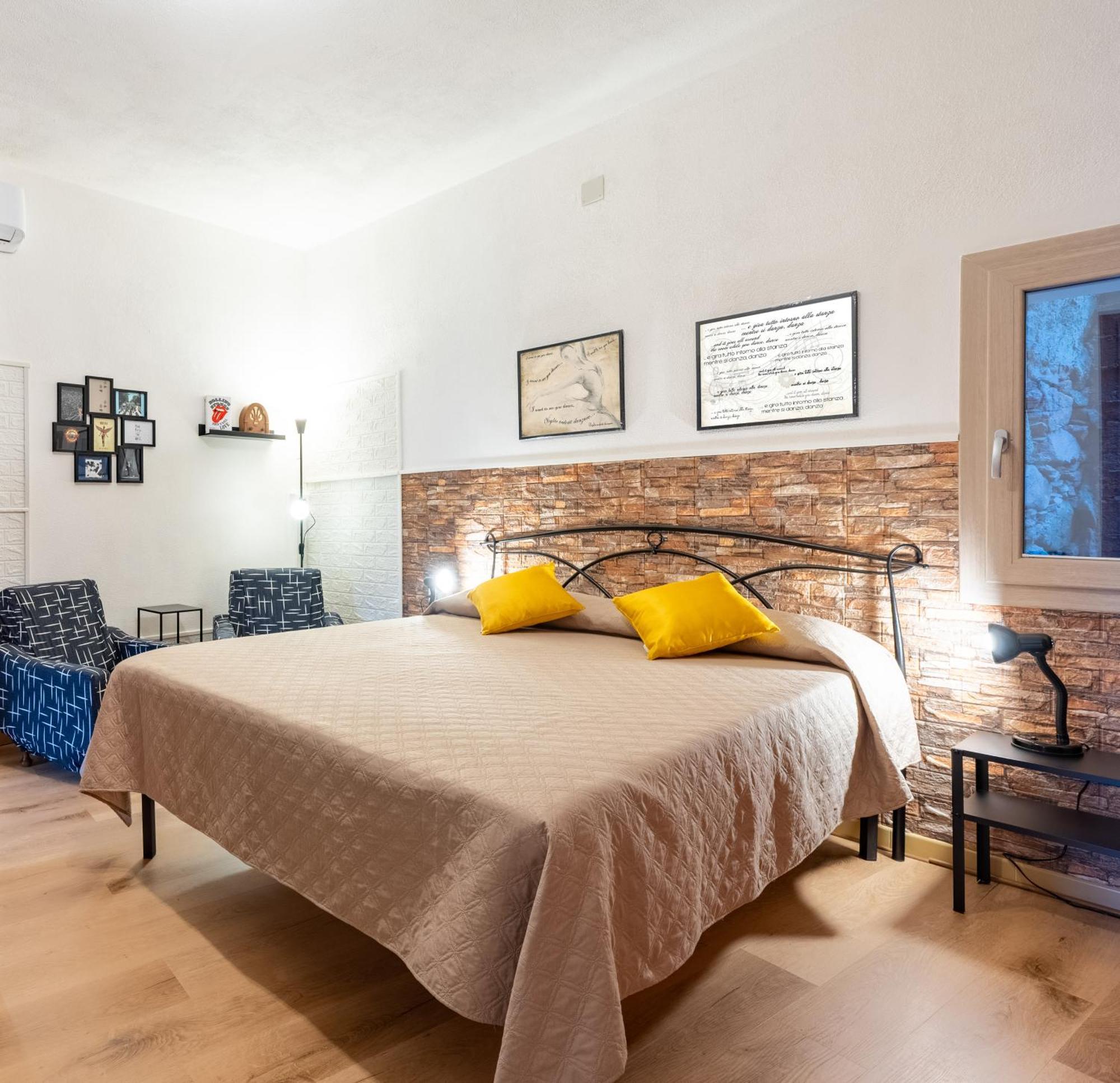 Apartamento Il Cinghiale Bianco Loceri Exterior foto